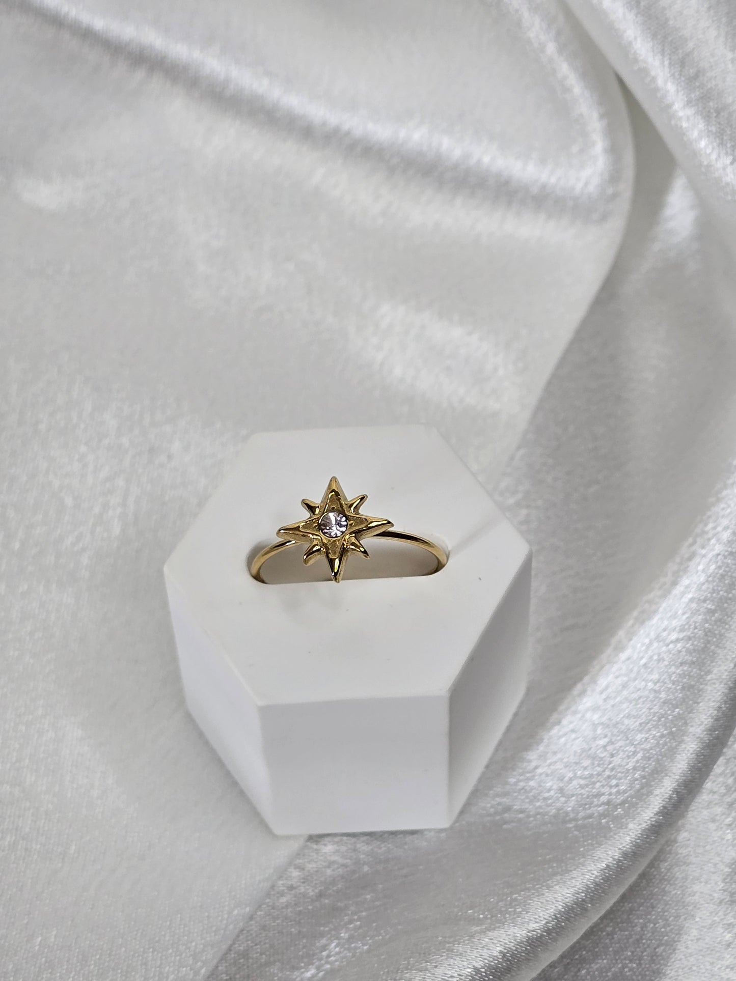 Bague étoile réglable en acier doré