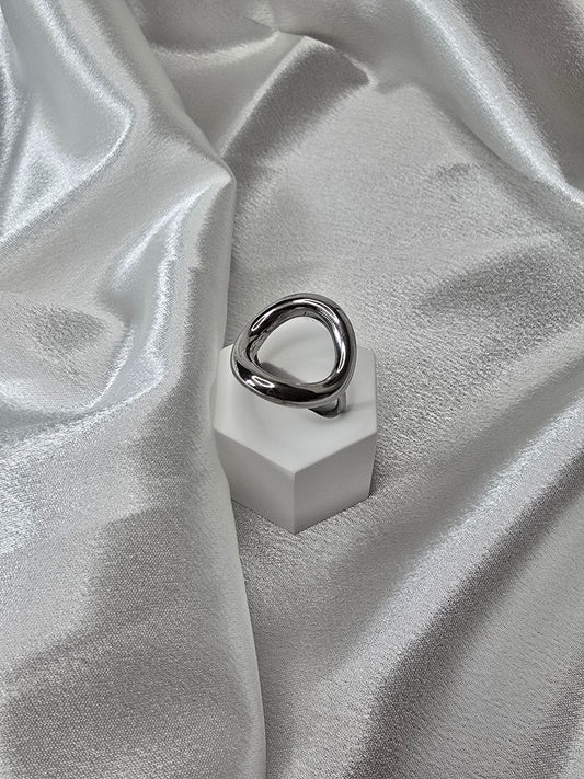 Bague design ronde contemporain