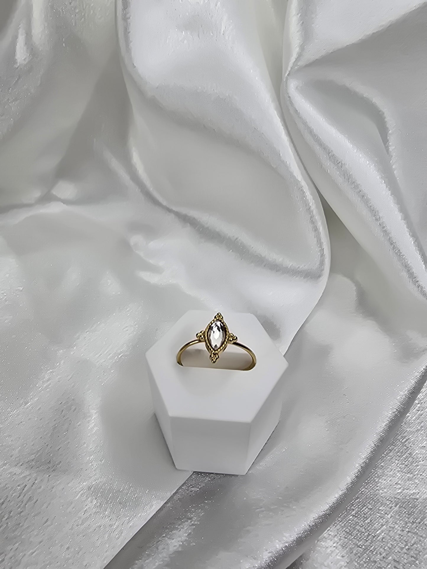 Bague en acier fine doré