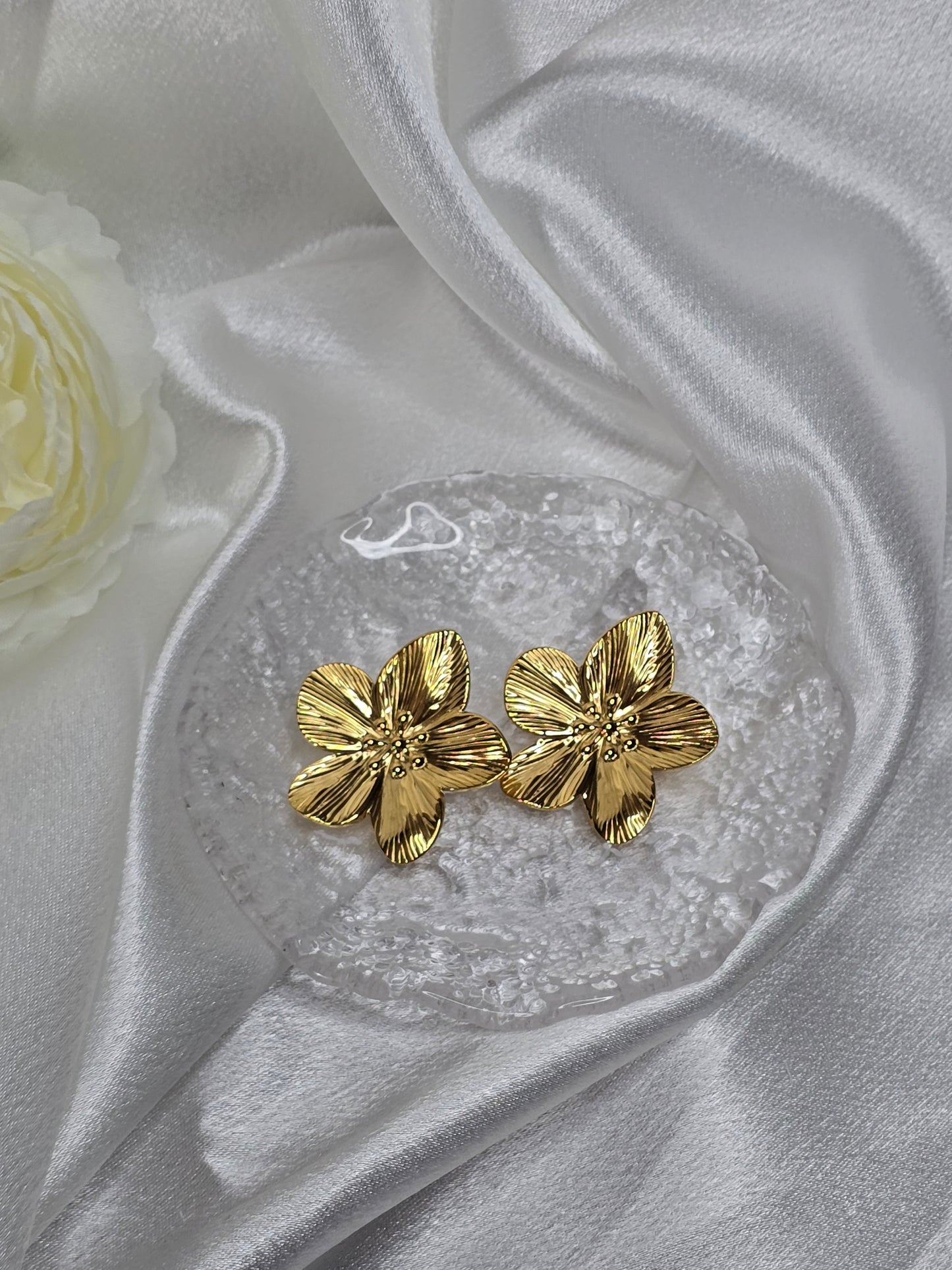 Boucles d'Oreilles puces fleurs