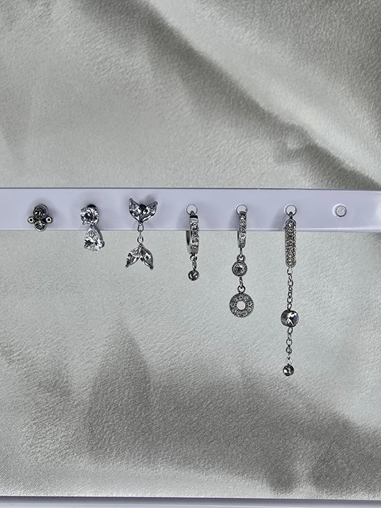 Lot de 6 boucles d'oreilles à strasses argentés
