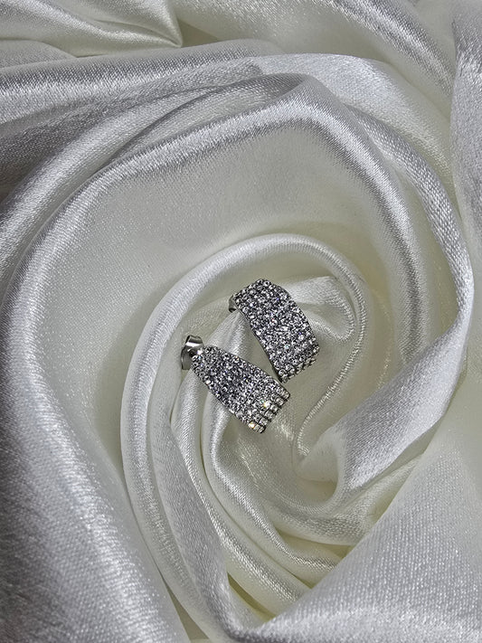 Boucles d'oreilles créoles avec pavé cubic