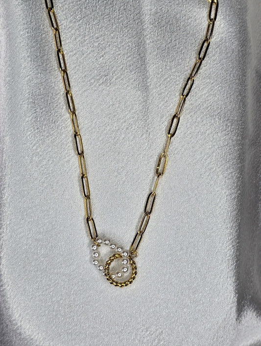 Collier doré courbe croisée avec perle